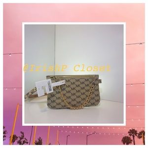 ( S O L D !! )Michael Kors fanny pack | Mk Logo